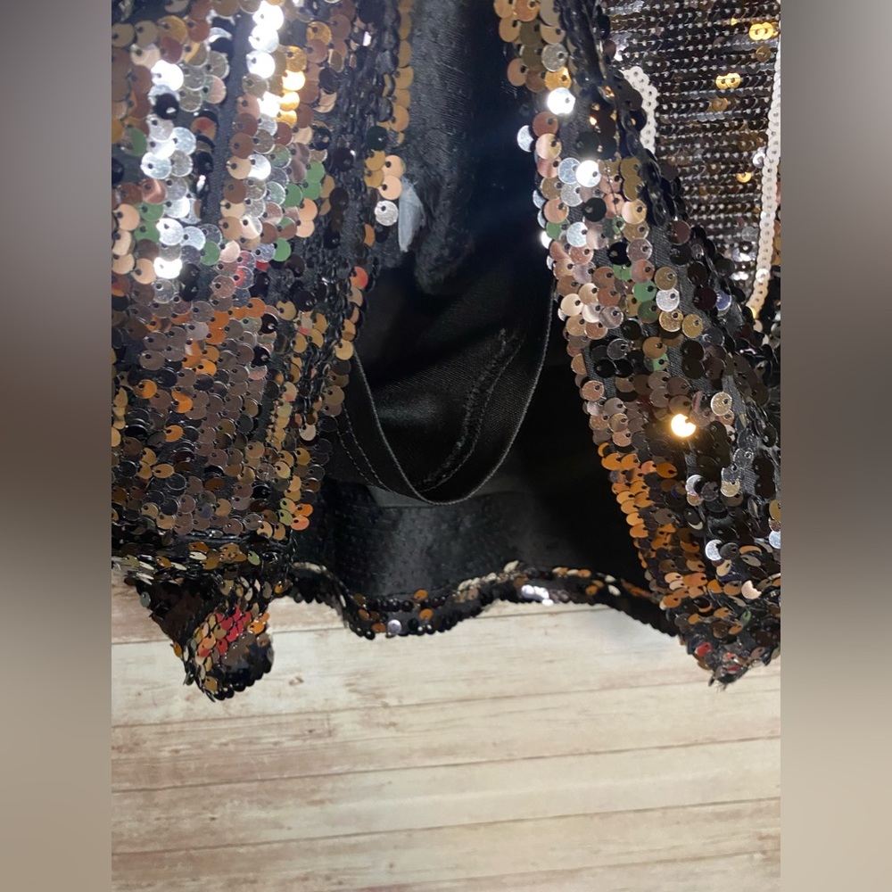Full 🌟sequined “95’” Forever 21 top PTP 19” 🌟 - Picture 4 of 7